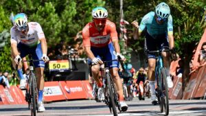 Tour of İstanbul 2024: Mathieu Burgaudeau üçüncü etapta zafere ulaştı