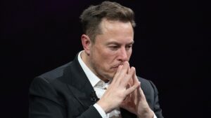 X’i yasaklamışlardı… Elon Musk’ın parasıne da el koydular