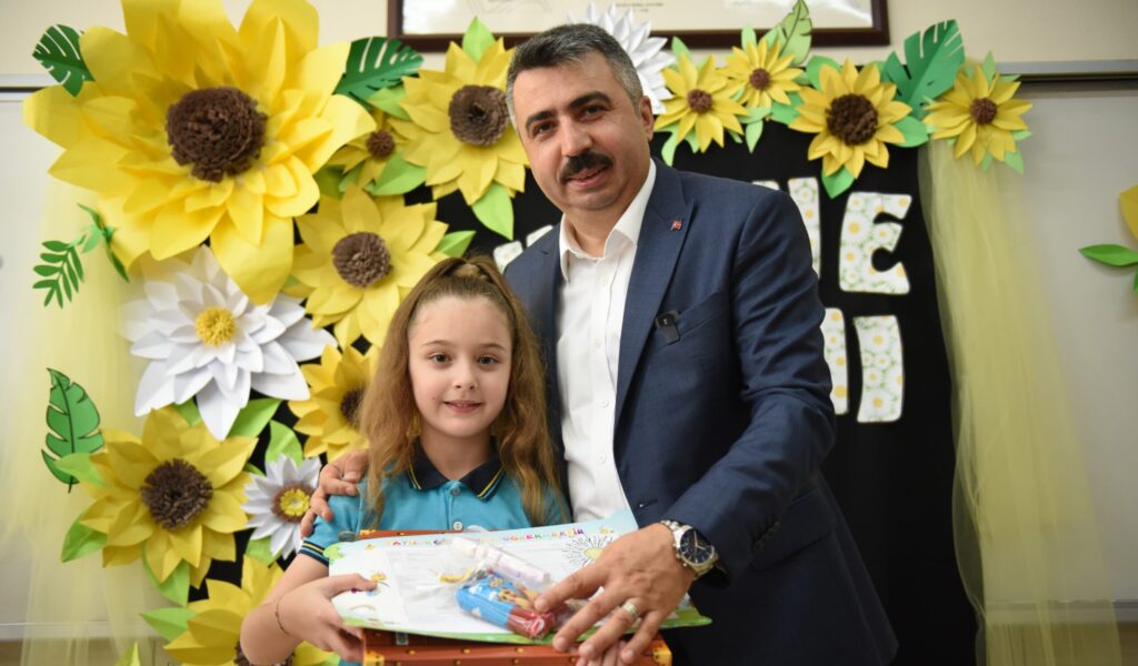 Yıldırım’da esnafa da aileye de tam destek