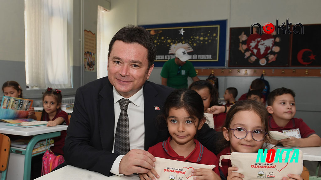 Bursa Osmangazi’de Başkan Aydın’dan öğrencilere ilk ders sürprizi