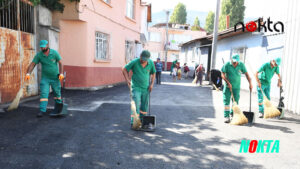 Osmangazililerden Mahallemizi Birlikte Temizliyoruz projesine destek