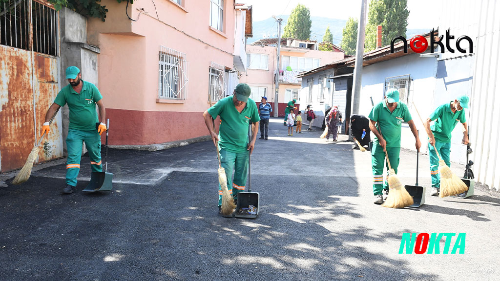 Osmangazililerden Mahallemizi Birlikte Temizliyoruz projesine destek