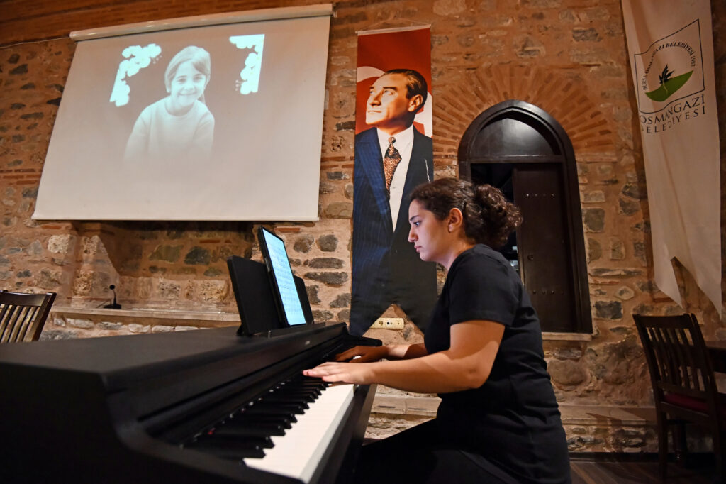 Küçük Narin Osmangazi’de yad edildi