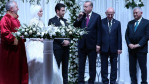 AKP’li Nurettin Canikli’nin oğlu, Cumhurbaşkanlığı’nda daire başkanı oldu