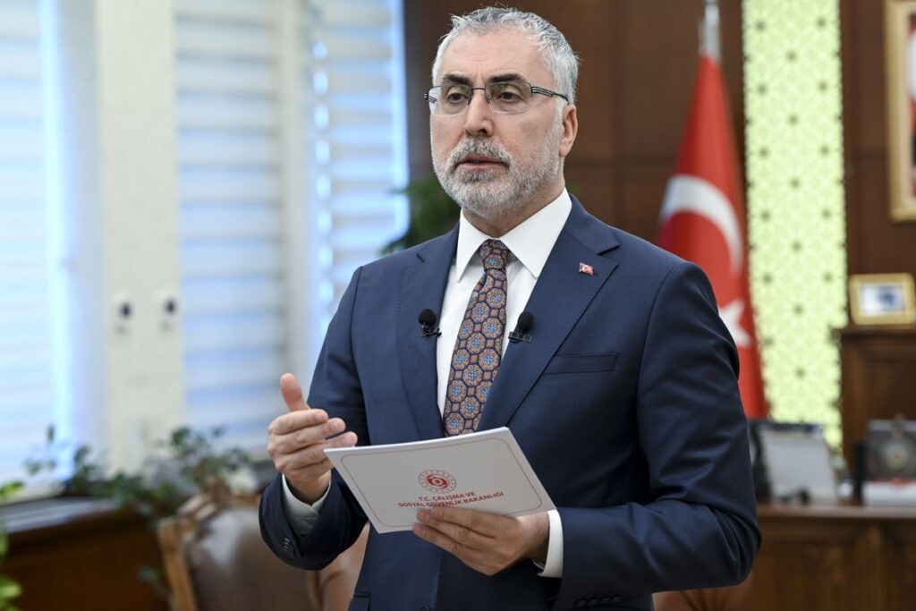 Bakan Işıkhan’dan asgari ücret açıklaması!