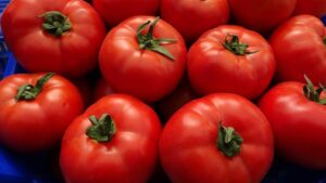Domates yerken bir kez daha düşünün
