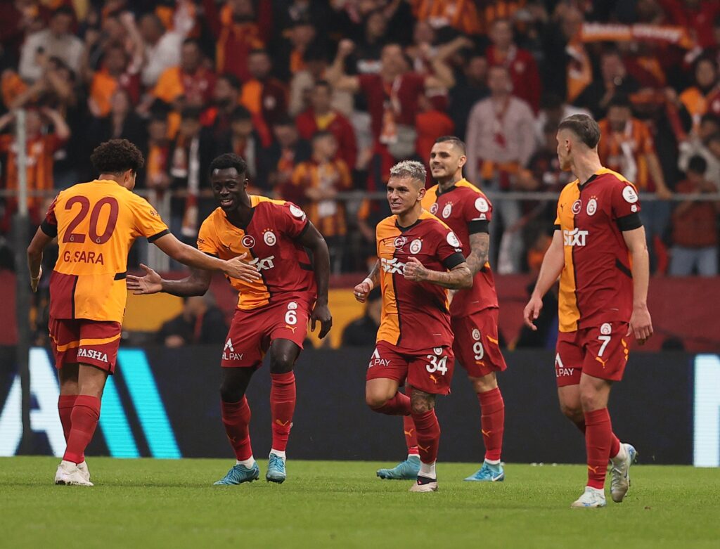 Galatasaray duran topta Avrupa zirvesinde!