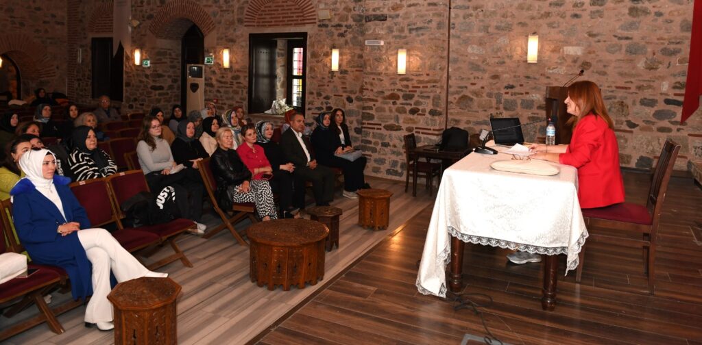 Edebiyat tutkunları Osmangazi’de buluştu