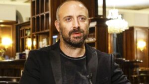 ‘Kral Kaybederse’de Halit Ergenç’in partneri belli oldu
