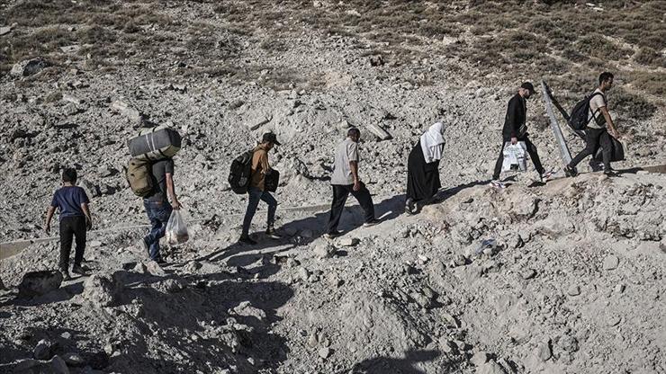 Lübnan’dan Suriye’ye göç edenlerin sayısı 430 bini aştı