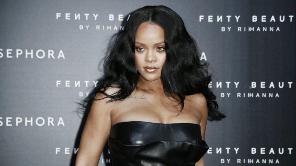 Ünlü şarkıcı kırmızı halıda samimi itiraf: ‘Olimpik spor gibi’