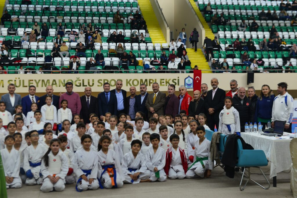 Bursa Yıldırım’da ‘Cumhuriyet’ Kupası