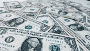 Yapay zeka araçları 1 milyar dolarlık dolandırıcılığı önledi