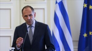 Yunanistan’dan ’12 mil’ çıkışı: Asla vazgeçmeyiz