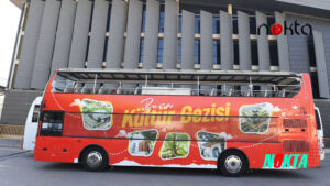 Başkan Aydın, Fetih Müzesi’ni gezen Osmangazili kadınlar ile bir araya geldi