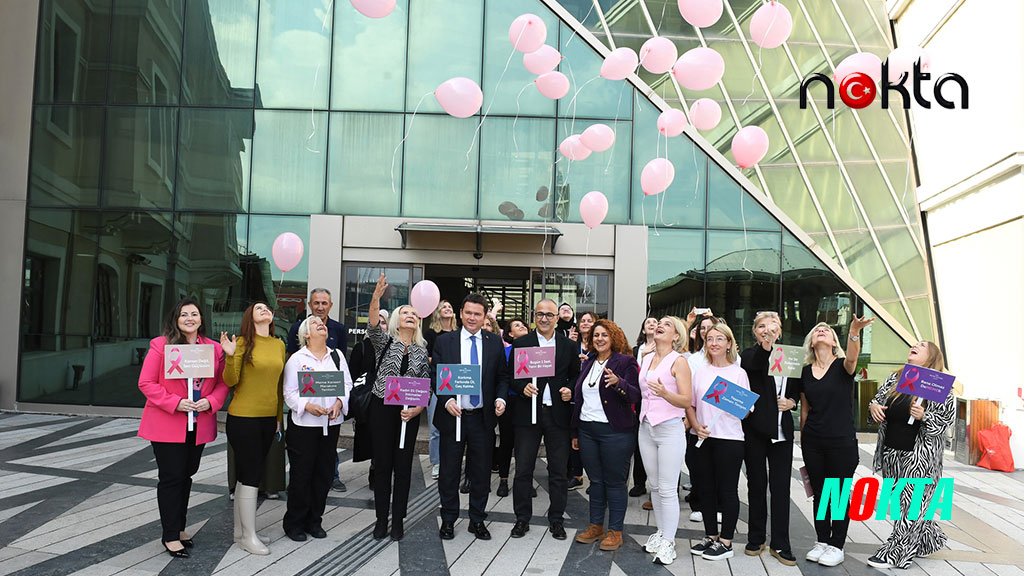 Pembe balonlar meme kanserine farkındalık için uçuruldu