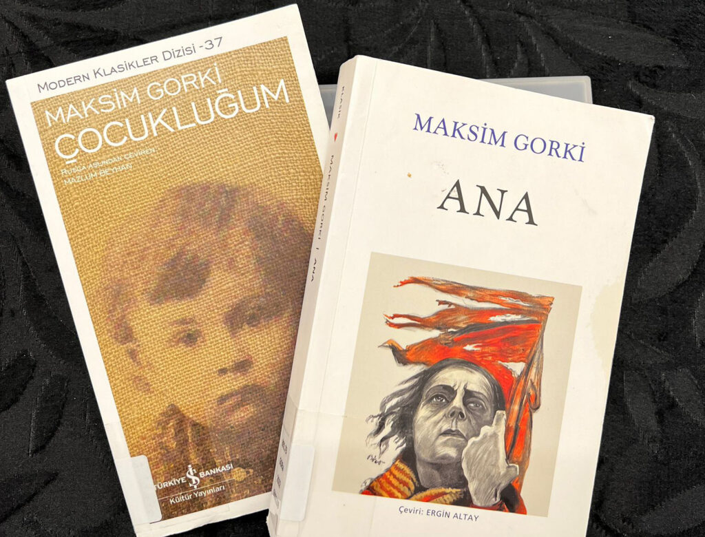 Maksim Gorki’nin eserlerine ve hayatına bakış