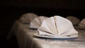 27 yıllık ünlü restoran iflas etti: Geriye sadece bir not bıraktı