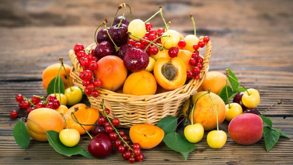 Bu meyvenin kabuğu şifa kaynağı: Elma da değil muz da!