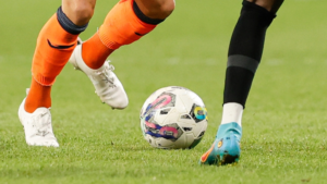 Futbol hayali kabusa döndü: 50 gence 1,5 milyon euroluk vurgun