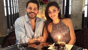 Hakan Sabancı’dan Hande Erçel’e romantik kutlama