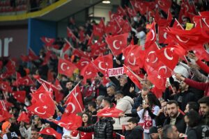 Kayseri’de müthiş coşku! 11 yıllık özlem bitti