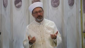 Kitap masrafları Diyanet kesesinden