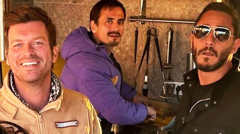 Kıvanç Tatlıtuğ Lüleburgaz’da dostlarıyla barbekü partisi yaptı