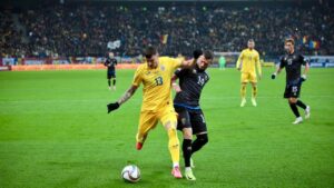 Kosova sahadan çekildi, maç ertelendi