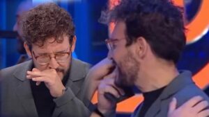 Sadece bir çatal yedi: Ünlü şefin dişi yayında kırıldı