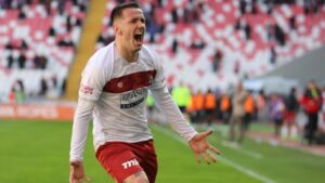 Sivasspor’un yıldız futbolcusu Fenerbahçe maçında yok