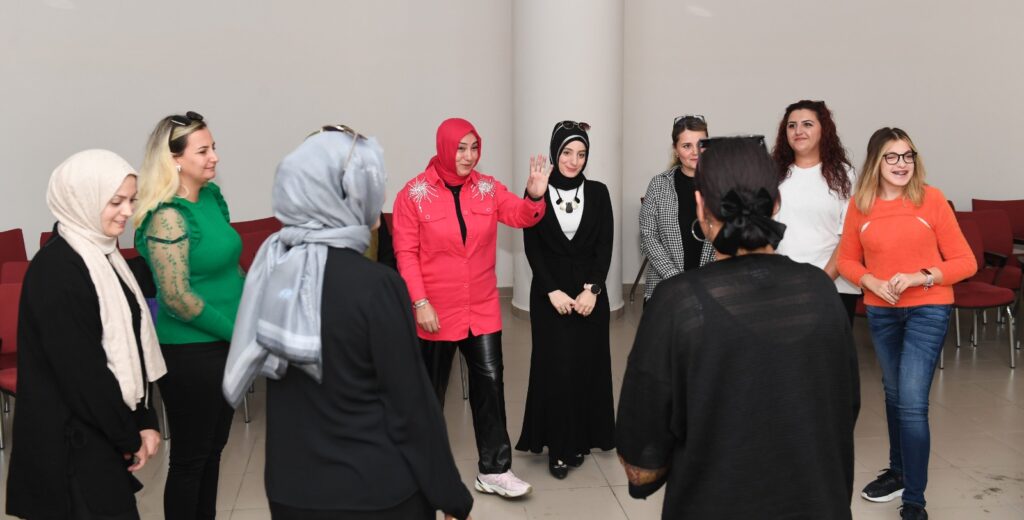 Kadın tiyatrocular Bursa Osmangazi’de yetişecek