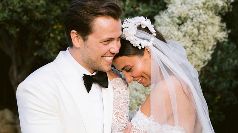 Tolga Sarıtaş eşi Zeynep Mayruk’u anlattı: ‘Ne güzel gülüyorsun’ diyor, orada eriyorum