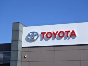 Toyota 2030 planlarını açıkladı: Rakipleriyle rekabeti artırıyor