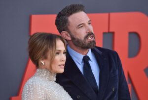 Ünlü şarkıcının yaptığı paylaşımda yanlışlıkla ortaya çıktı: Hala ev bulamamış