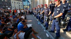 Yunanistan’dan Rodos’ta göçmen kampı planı