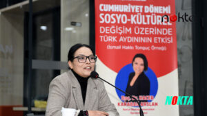 Türk aydınının Cumhuriyet dönemi sosyo-kültürel değişim üzerine etkisi