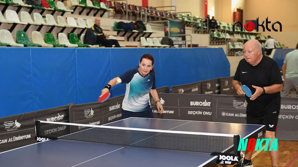 Ulusal Bursa Veteran Masa Tenisi Turnuvası başladı