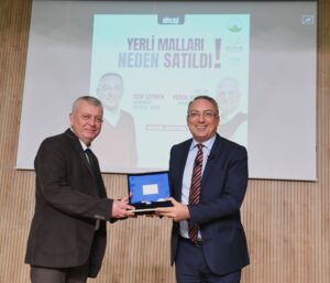 Usta yazarlar Osmangazi’de Türkiye ekonomisini konuştu