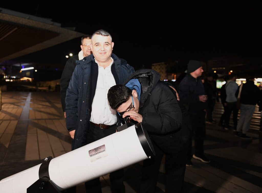 Bursa Osmangazi Meydanı bilim meydanı oldu