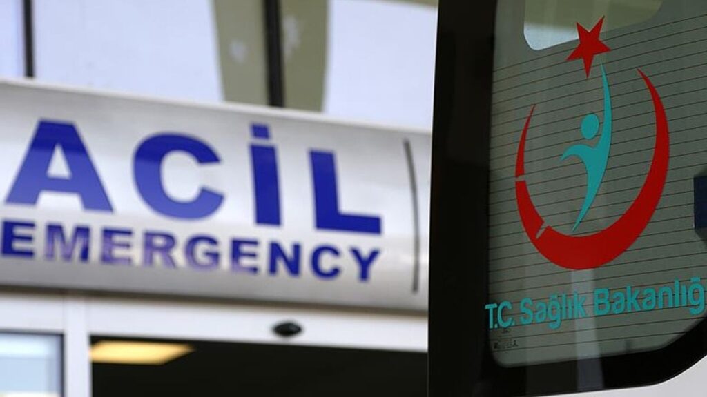 Annesinin emzirdiği Aybüke bebek fenalaşarak yaşamını yitirdi.