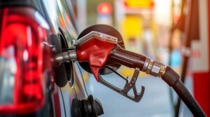 Araç sahipleri dikkat: Motorine zam kapıda