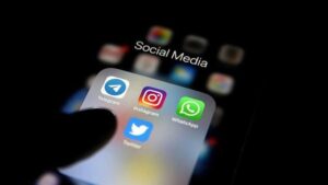 Bakan Uraloğlu’dan dikkat çeken açıklama: 16 yaş altına sosyal medya yasağı olacak mı?