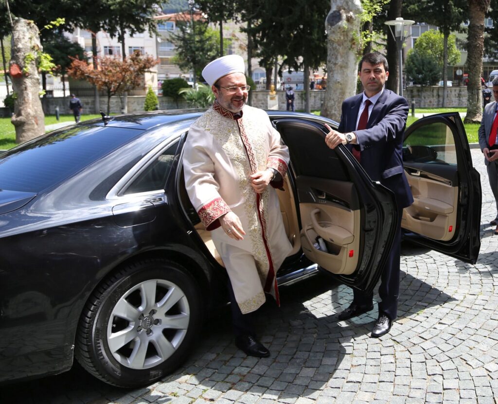 Diyanet dört yıl önce yazmış ama Erbaş unutmuş