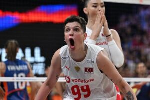 Ebrar Karakurt’un yeni adresini açıkladı