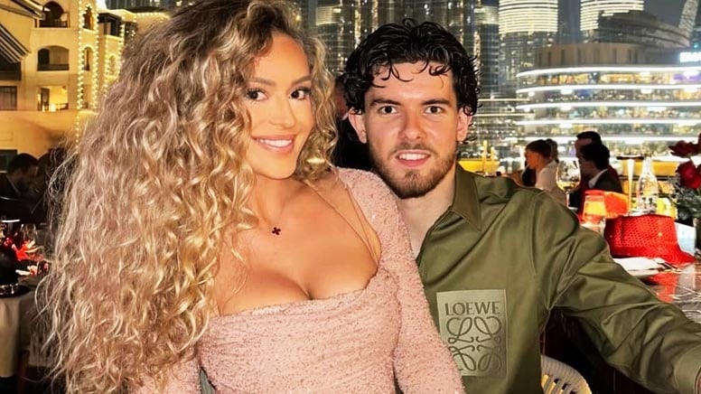 Ferdi Kadıoğlu’nun gözü sevgilisi Sera Vrij’den başkasını görmüyor