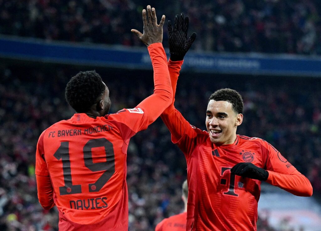 İlk dakika golüne anonsta yanıt geldi! Bavyera’da gol yağdı