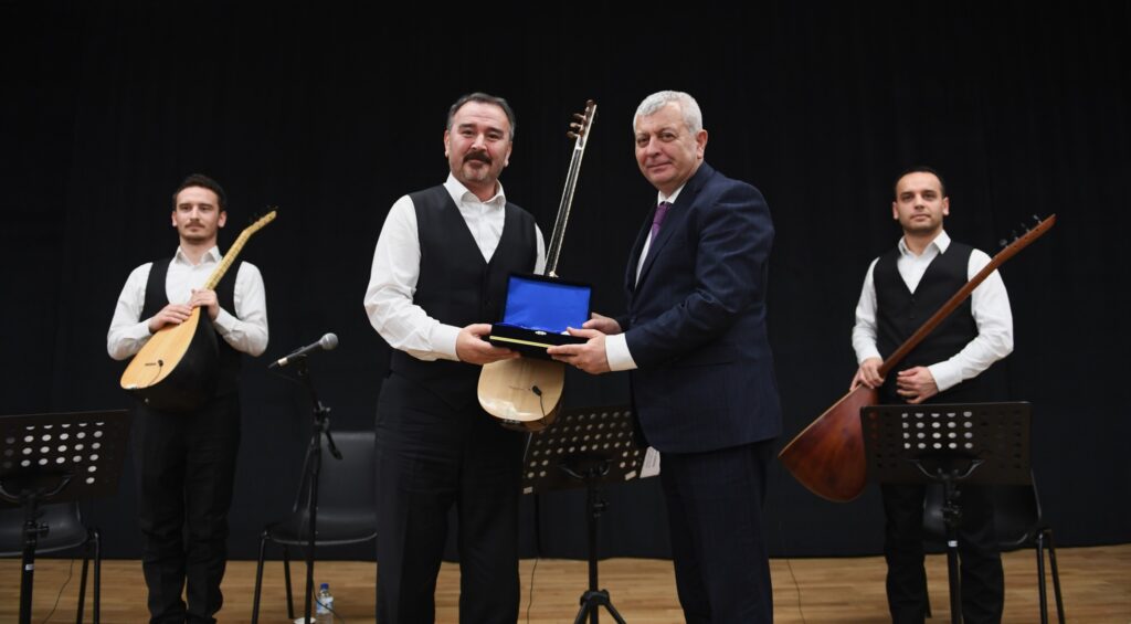 Bursa Osmangazi'de yeni yıla merhaba konseri