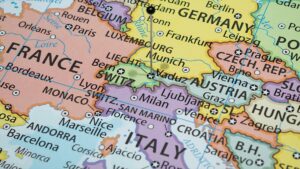 Nüfusu mahalle kadar serveti tüm kralları kıskandırıyor