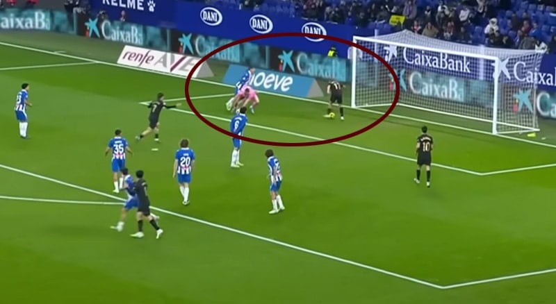 Ortalığı karıştıran pozisyon! Gol mü? Değil mi?